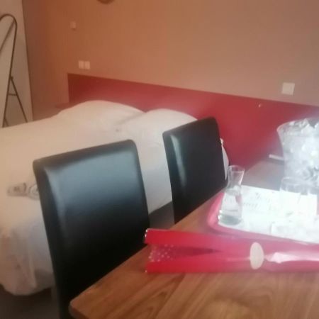 Hotel Francois Ier Bagneres-de-Luchon Екстер'єр фото