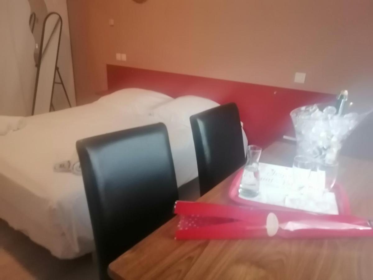 Hotel Francois Ier Bagneres-de-Luchon Екстер'єр фото